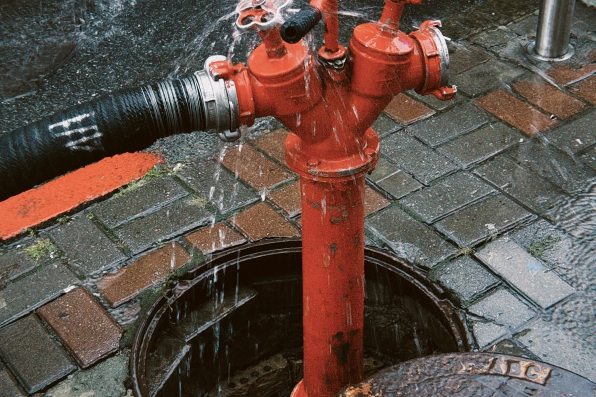 Commercial water damage restoration in Hollywood